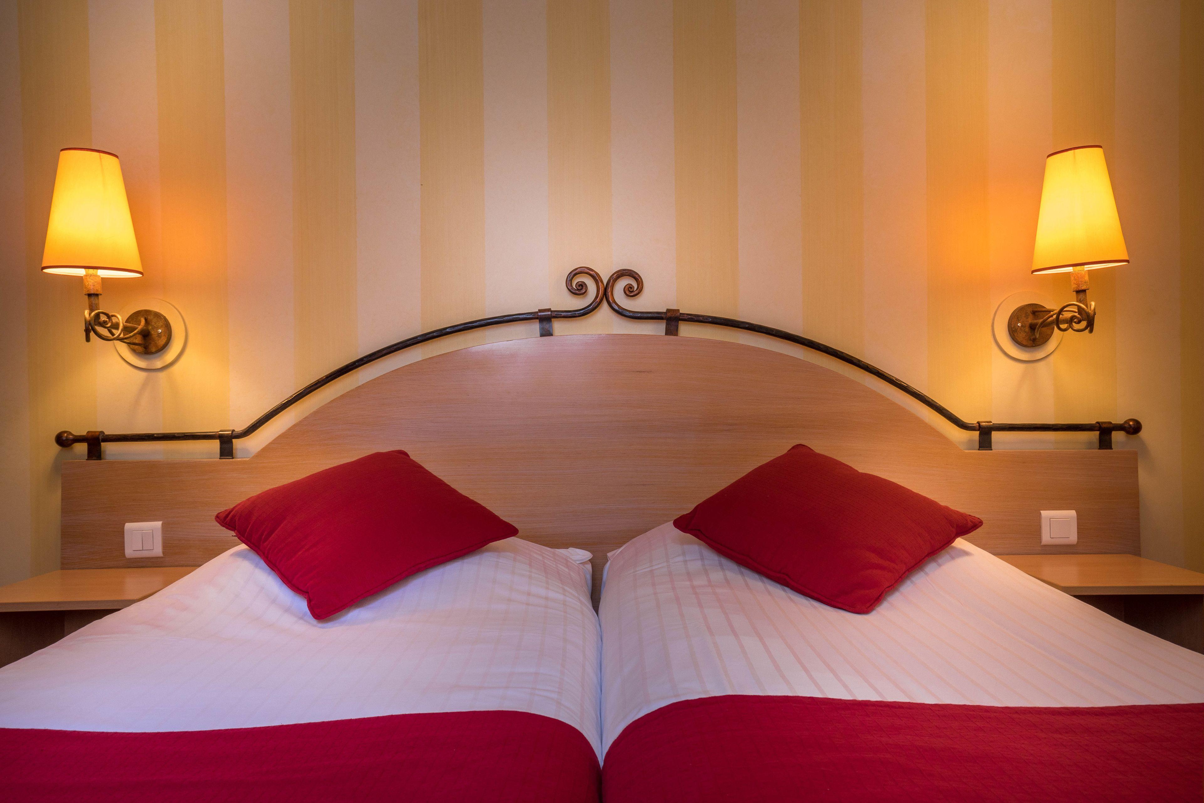 Delambre 3* Paris